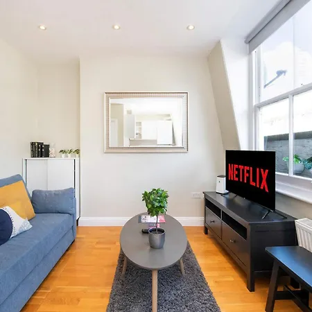 So Glamorous Pad - Fitzrovia - By Frankie Says Londra Esterno foto