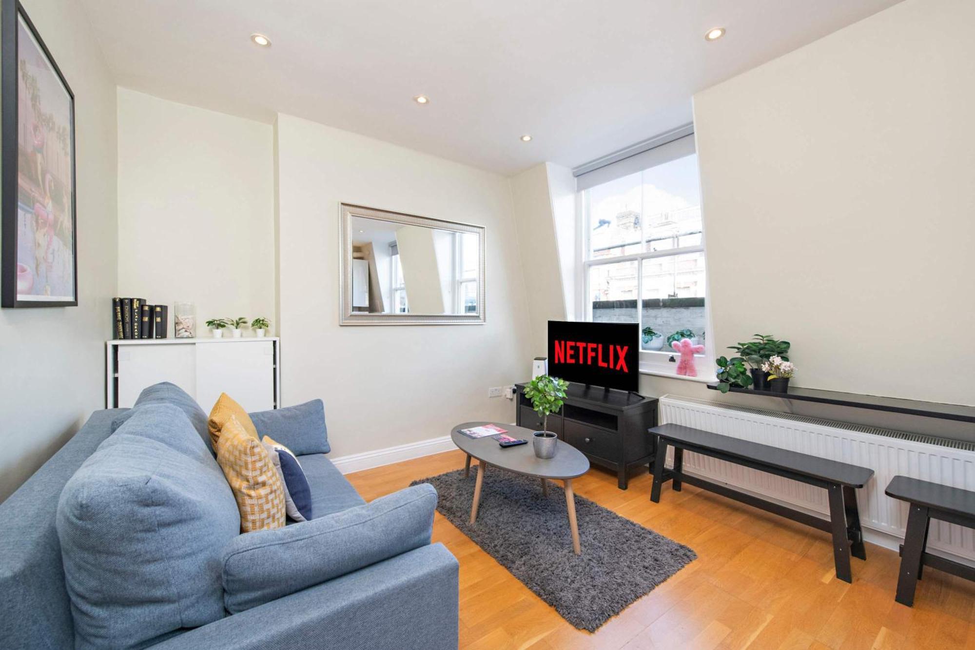 So Glamorous Pad - Fitzrovia - By Frankie Says Appartamento Londra
